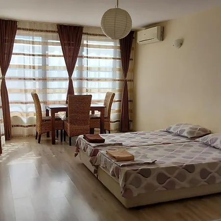 Pensiune Panorama & *